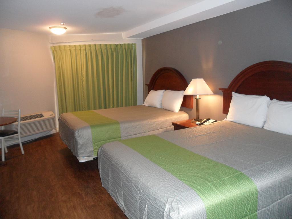 Econo Lodge Gorman Экстерьер фото