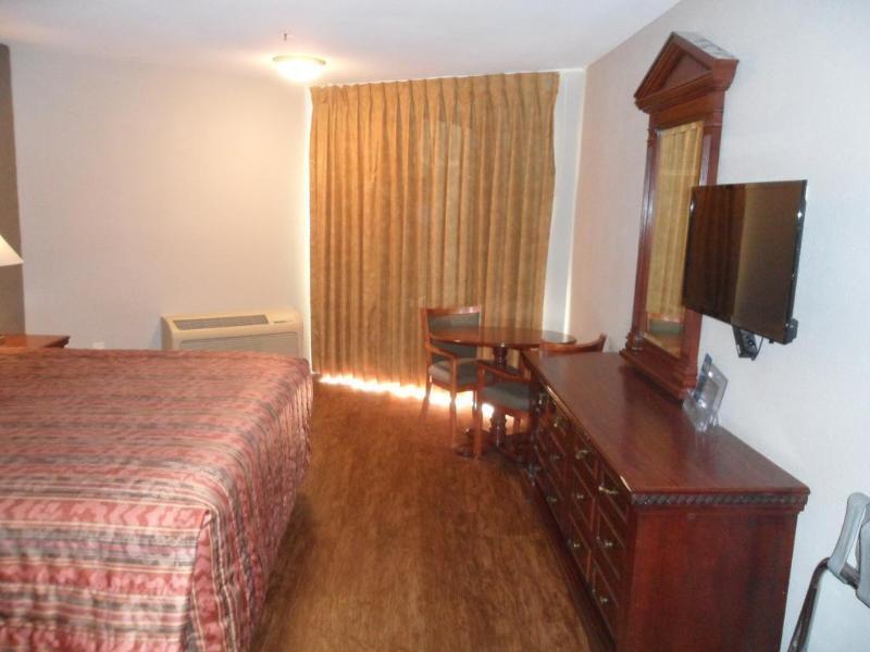 Econo Lodge Gorman Экстерьер фото