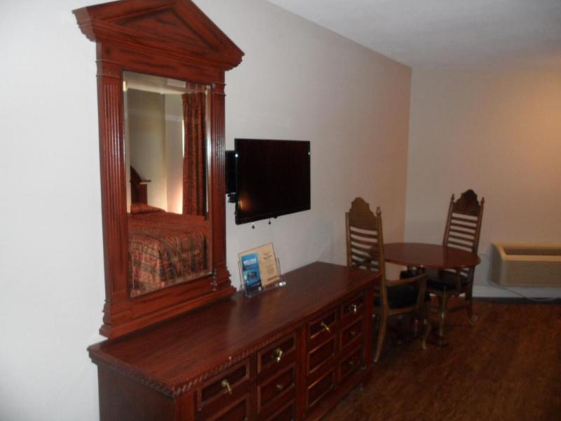 Econo Lodge Gorman Экстерьер фото